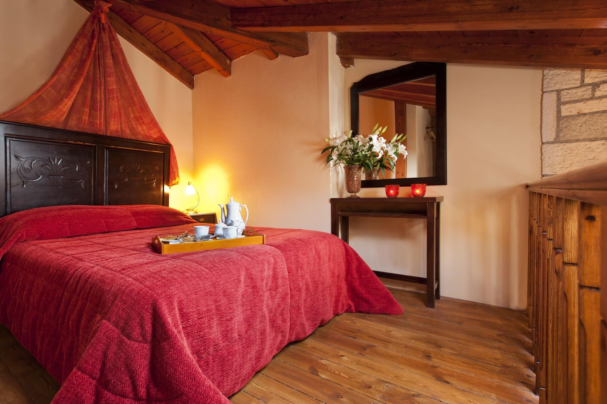 Mikri Arktos Hotel Eláti Екстериор снимка
