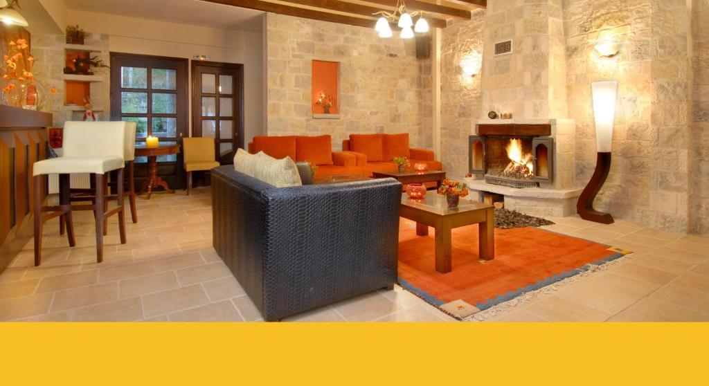 Mikri Arktos Hotel Eláti Екстериор снимка
