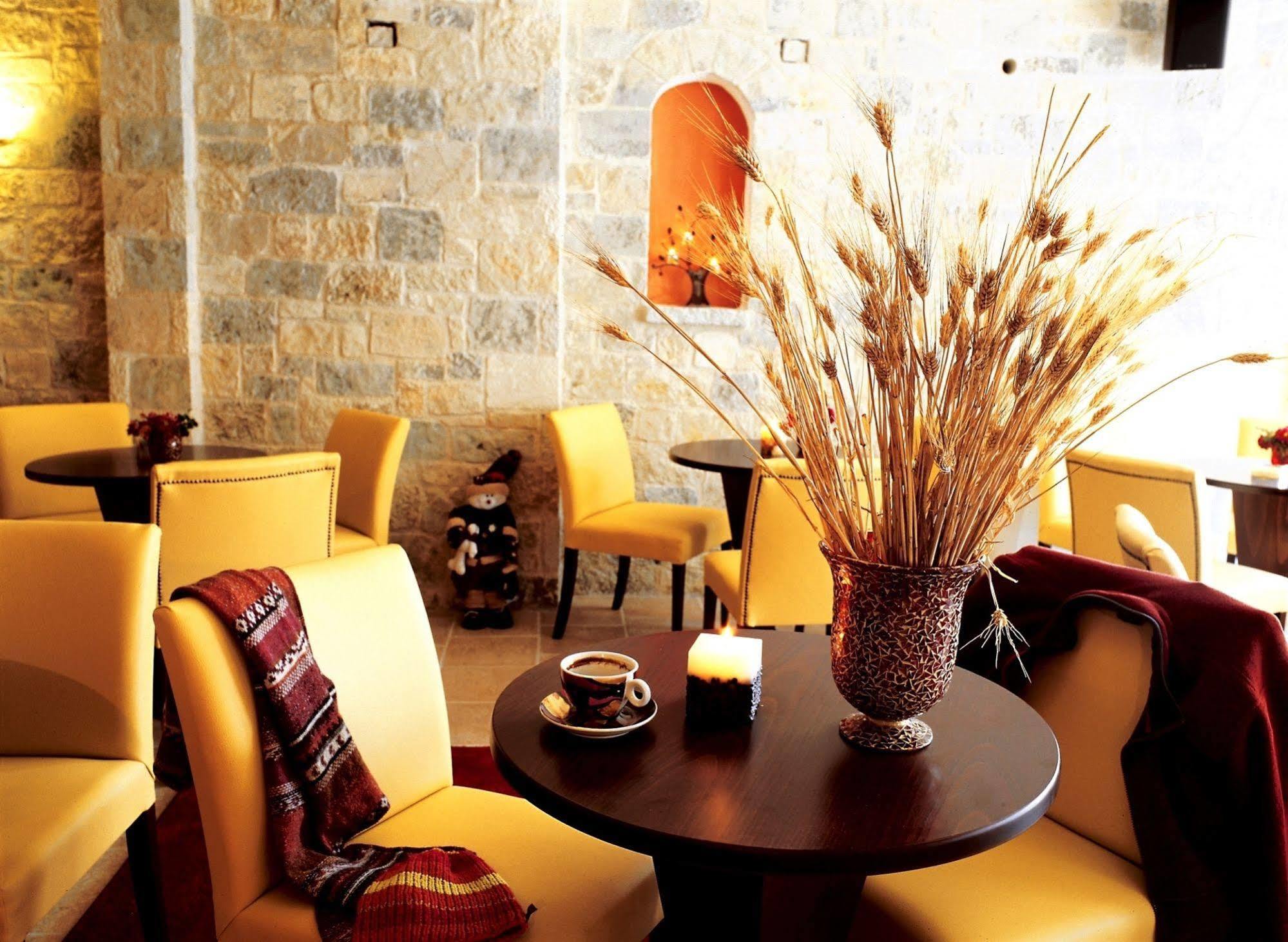 Mikri Arktos Hotel Eláti Екстериор снимка